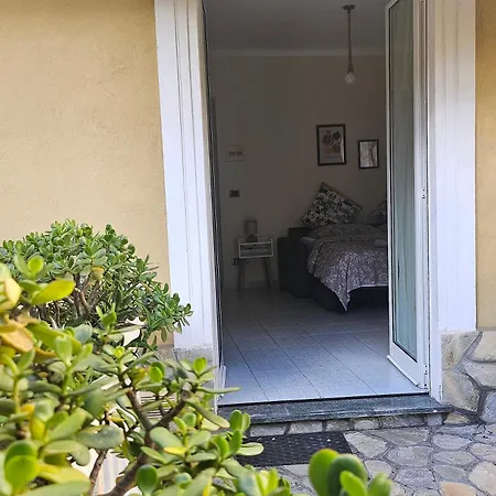 Rodi Lejlighedshotel Alassio